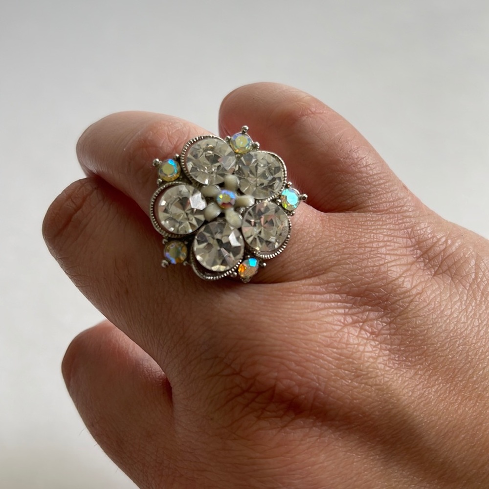Rhinestone Adjustable Flower Ring